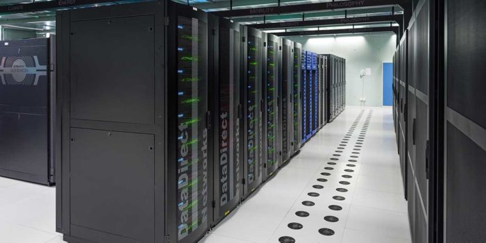 Smart Hands and Data Center Server Hardware Monitoring: Enhancing Efficiency in the USA